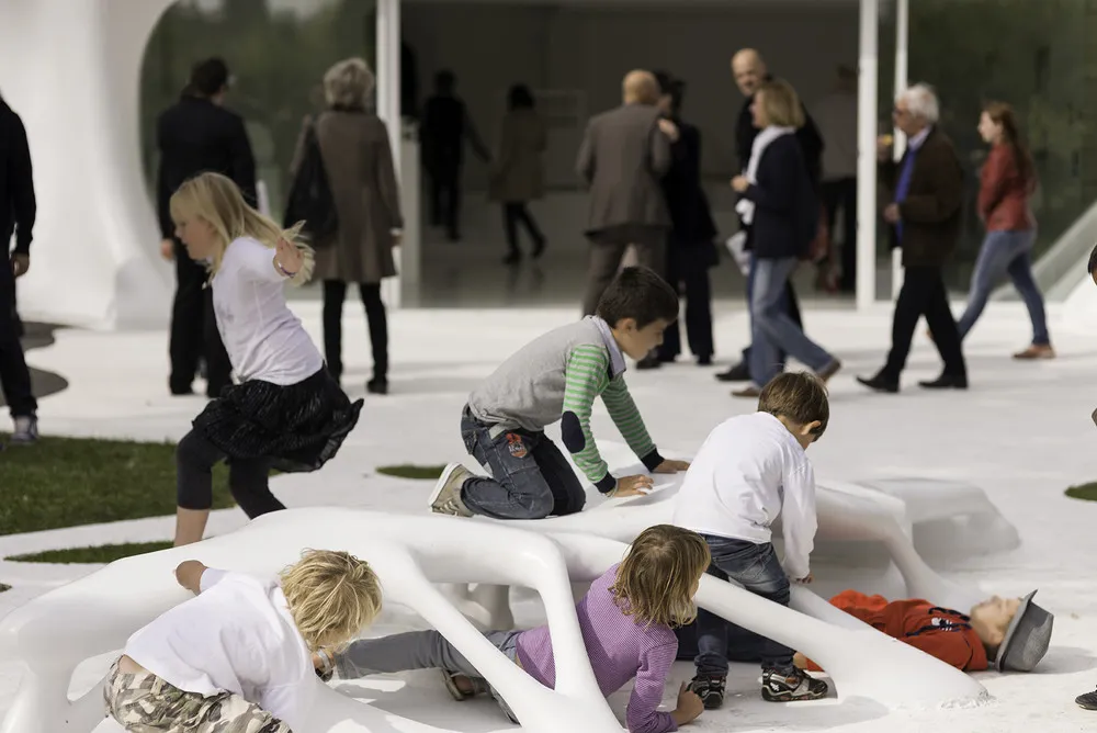 Gue(ho)st House in France