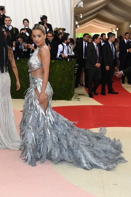 Recording artist Rita Ora attends the “Manus x Machina: Fashion In An Age Of Technology” Costume Institute Gala at Metropolitan Museum of Art on May 2, 2016 in New York City. (Photo by Larry Busacca/Getty Images)