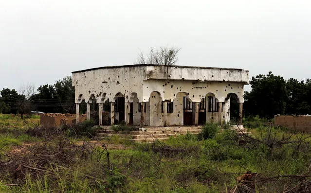 A bullet riddled mosque is pictured along Konduga-Bama road in Bama, Borno, Nigeria, August 31, 2016. (Photo by Afolabi Sotunde/Reuters)