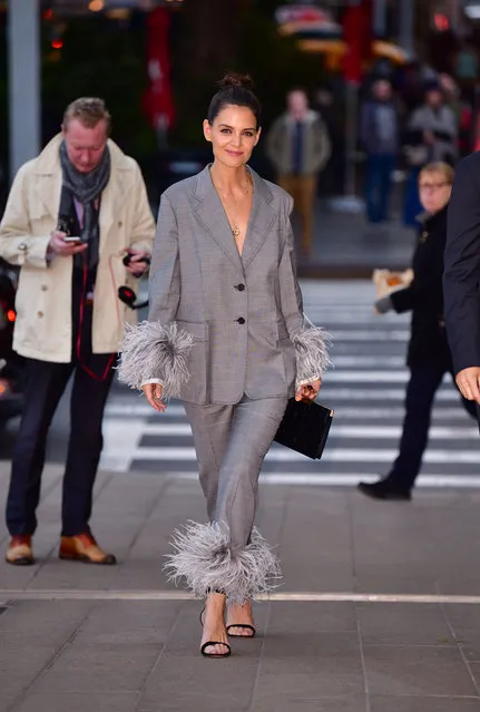 Katie Holmes arrives to the 2018 American Ballet Theater Fall Gala at David H. Koch Theate on October 17, 2018 in New York City. (Photo by James Devaney/GC Images)