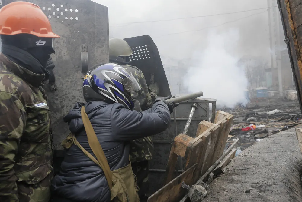 Dozens Shot Dead in Kiev, Part 2/2