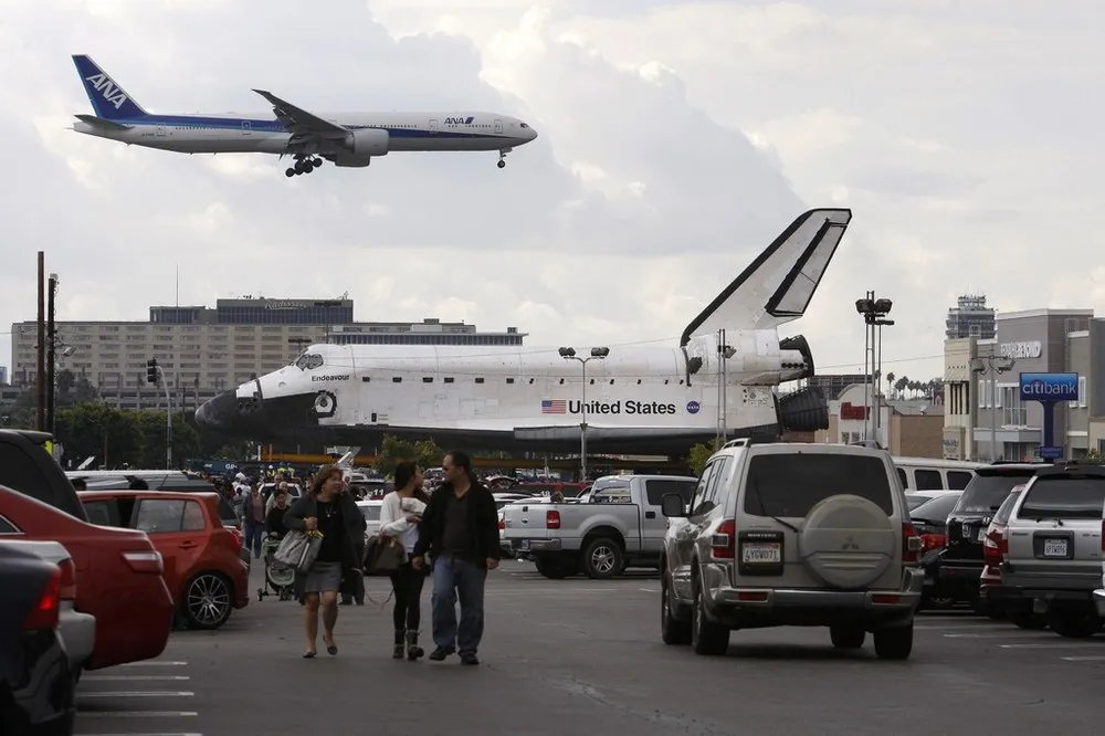 Space Shuttle Endeavour Makes 2-Day Trip Through LA Streets To Its Final Destination