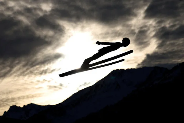 Turkey's Fatih Arda Ipcioglu in action during the men's ski training jump for the Four Hills Tournament in Oberstdorf, Germany on December 28, 2022. (Photo by Lisi Niesner/Reuters)