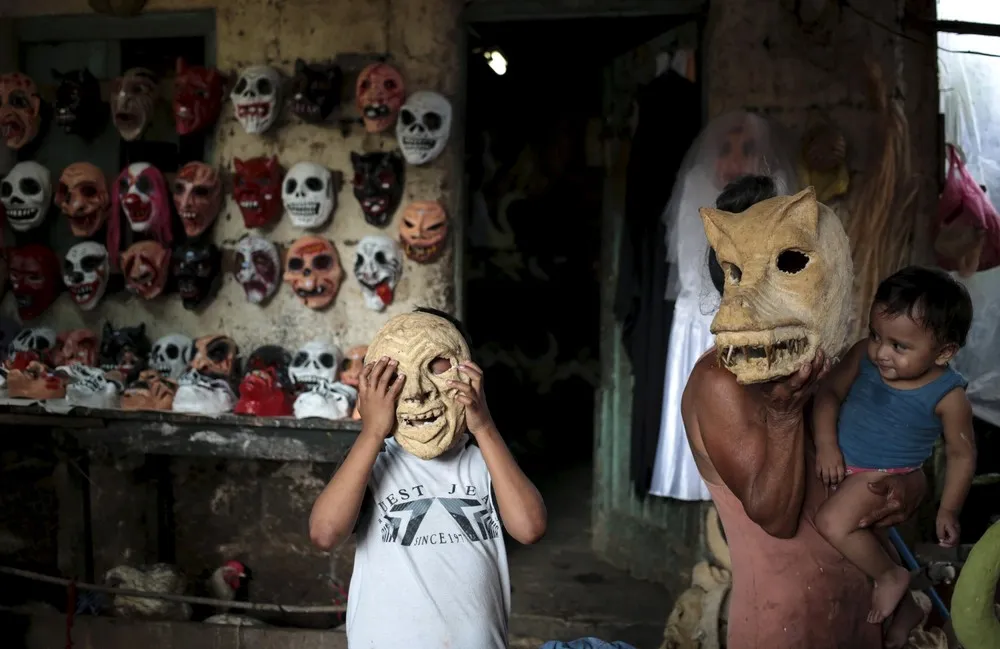 Masks Workshop in Nicaragua
