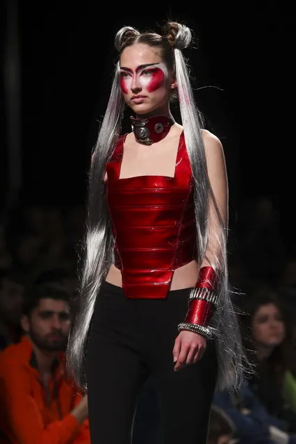 A model displays a creation by Portuguese fashion designer Valentim Quaresma, on the first day of the Lisbon Fashion Week, in Lisbon, Portugal, 08 March 2019. (Photo by Jose Sena Goulao/EPA/EFE)