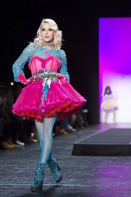 A model presents a creation from the Betsey Johnson Spring/Summer 2016 collection during New York Fashion Week in New York, September 11, 2015. (Photo by Andrew Kelly/Reuters)