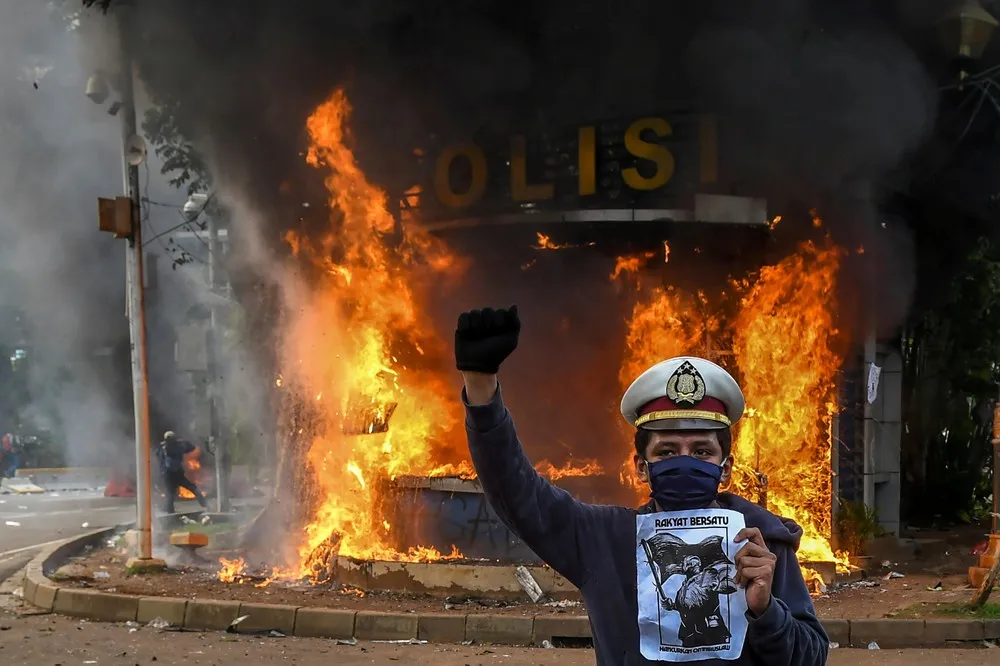 A Look at Life in Indonesia, Part 1/2