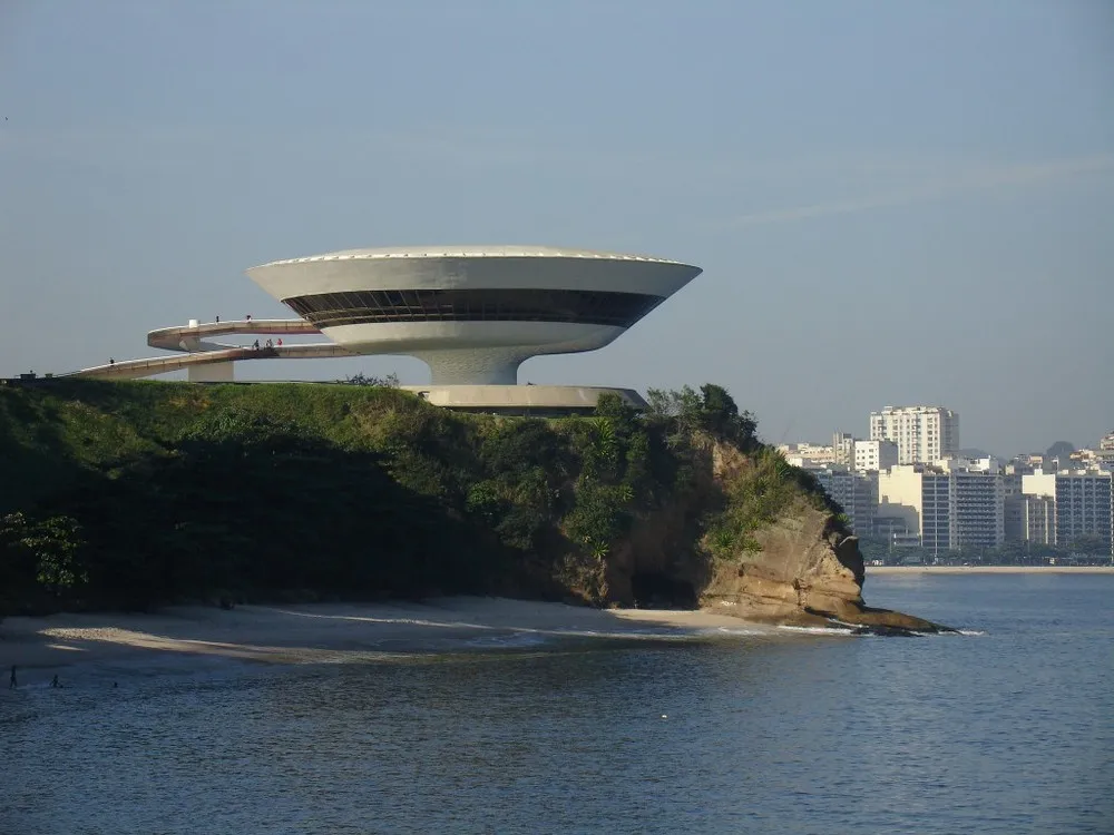 Niterói Contemporary Art Museum