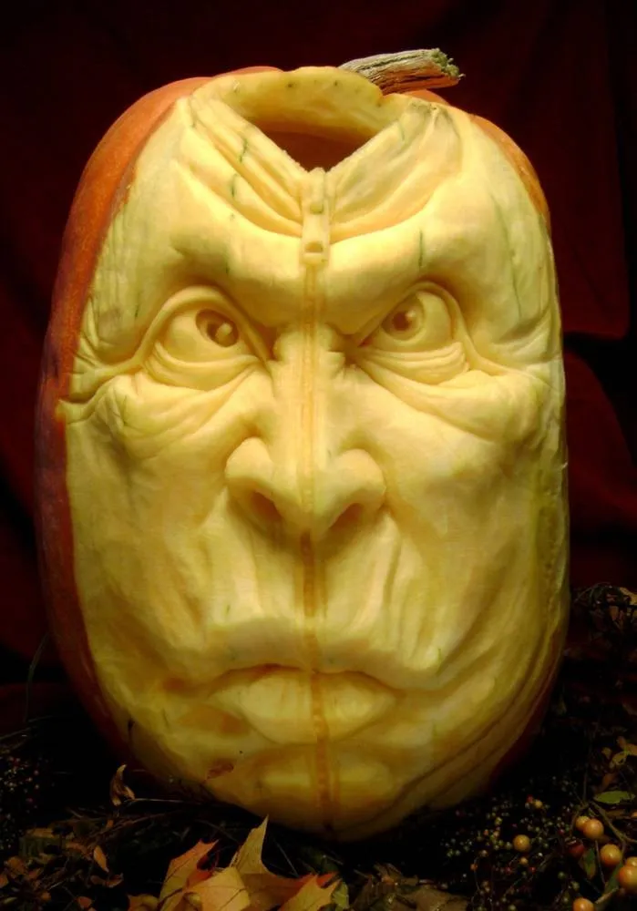 Pumpkin Carving Amazing Work of Art by Ray Villafane