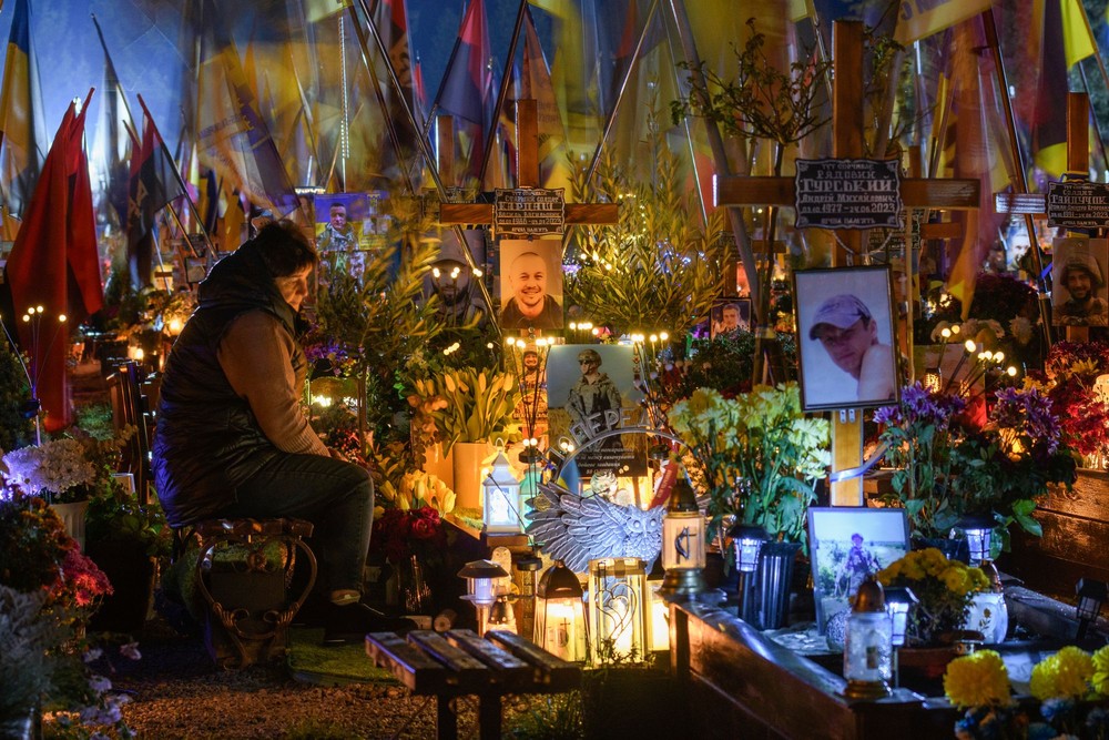 Pictures of the Year 2024, Part 211/2406