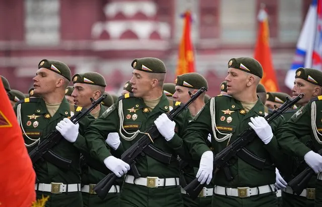 Russian servicemen march during the Victory Day military parade in Moscow, Russia, Monday, May 9, 2022, marking the 77th anniversary of the end of World War II. (Photo by Alexander Zemlianichenko/AP Photo)