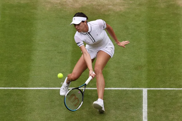 Ajla Tomljanovic of Australia plays a forehand against Elena Rybakina of Kazakhstan during their Women's Singles Quarter Final match on day ten of The Championships Wimbledon 2022 at All England Lawn Tennis and Croquet Club on July 06, 2022 in London, England. (Photo by Ryan Pierse/Getty Images)