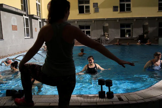 Bathers work out at the Lukacs Bath in Budapest, Hungary June 23, 2016. (Photo by Bernadett Szabo/Reuters)