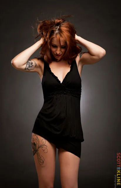 Hot tattooed girl. Nicole Malice