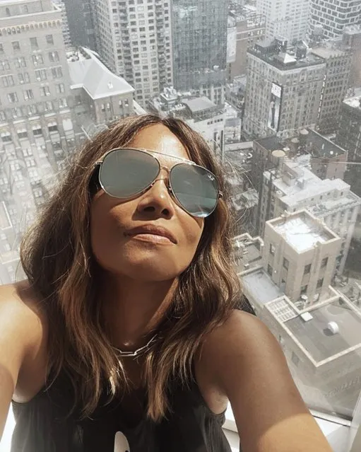 American actress Halle Berry in the second decade of September 2023 takes a daring selfie. (Photo by Halleberry/Instagram)