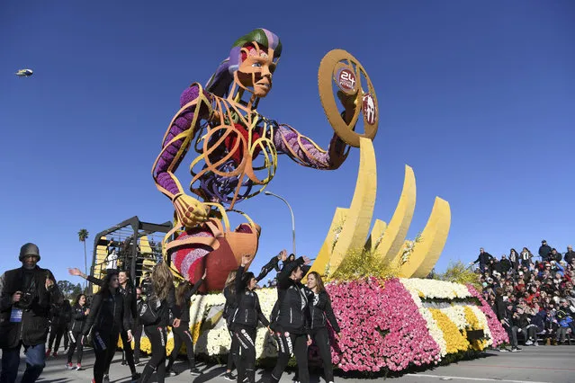 The 24 Hour Fitness USA, Inc. float rolls down Colorado Boulevard during the 130th Rose Parade in Pasadena, Calif., Tuesday, January 1, 2019. (Photo by Michael Owen Baker/AP Photo)