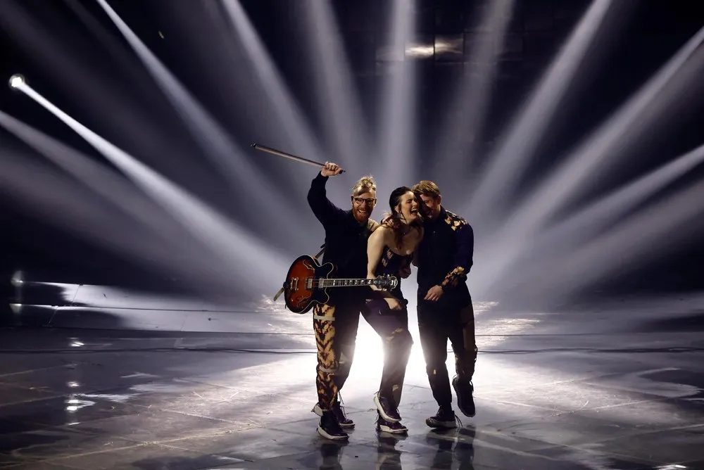 The Day in Photos – May 13, 2022