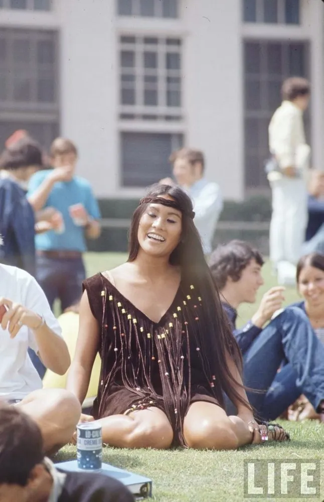 High School Fashion, 1969
