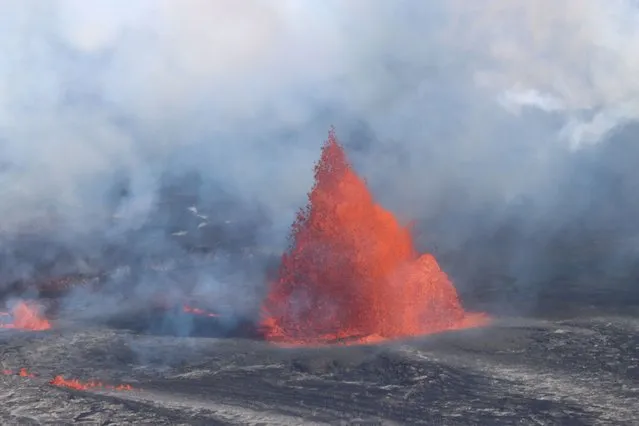 A view of volcanic activity at the Halemaumau Crater, in Hawaii, U.S. September 10, 2023 in this picture obtained from social media. (Photo by Big Island VIP via Reuters)