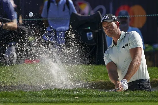 Henrik Stenson, of Sweden, hits a shot from the sand trap on the ninth hole during the first round of the Arnold Palmer Invitational golf tournament Thursday, March 3, 2022, in Orlando, Fla. (Photo by John Raoux/AP Photo)