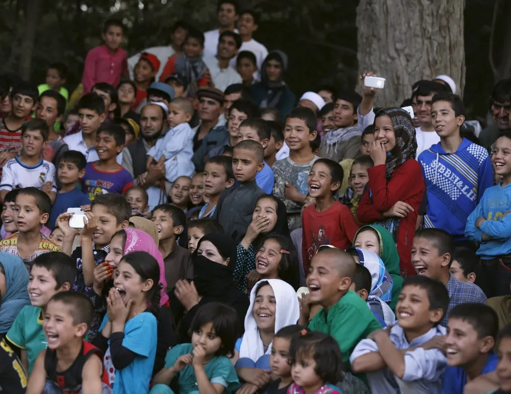 Afghan Kids Join the Circus