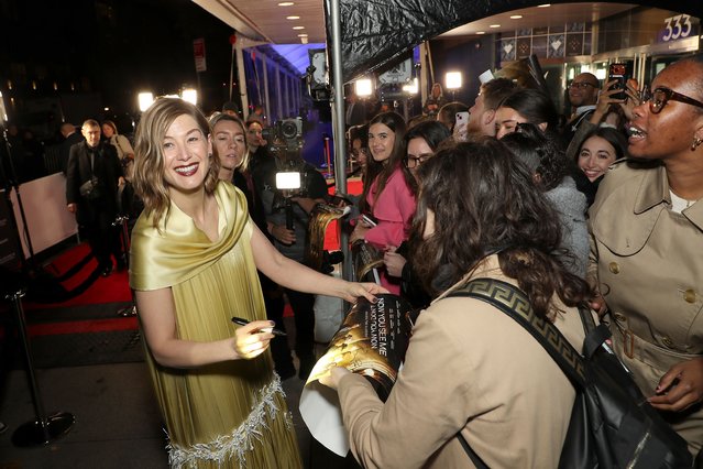 English actress Rosamund Pike with fans at Lionsgate New York Premiere of Now You See Me: Now You Don't, Lighthouse @ Pier 61, USA on November 10, 2025. (Photo by Marion Curtis/StarPix for Lionsgate/Rex Features/Shutterstock)