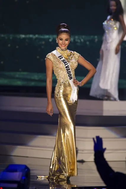 Patricia Murillo, Miss El Salvador 2014 competes on stage in her evening gown during the Miss Universe Preliminary Show in Miami, Florida in this January 21, 2015 handout photo. (Photo by Reuters/Miss Universe Organization)