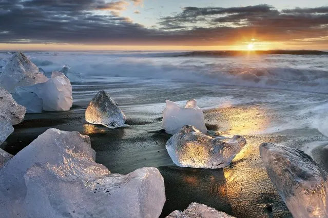 Iceland – the Land of Fire and Ice. (Photo by Lurie Belegurschi/Caters News)