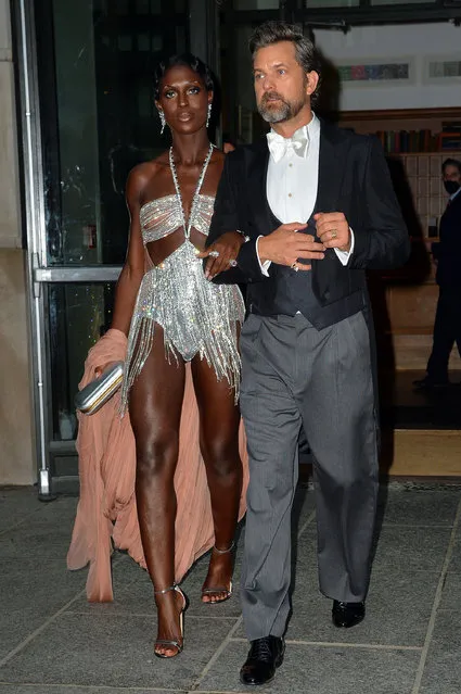 Canadian-American actor Joshua Jackson and partner, British actress and model based in the United States Jodie Turner-Smith head to The Met Gala in New York City on May 2, 2022. The 43 year old actor looked dapper in a bespoke suit, while Jodie stunned in a flashy gown. (Photo by The Image Direct)