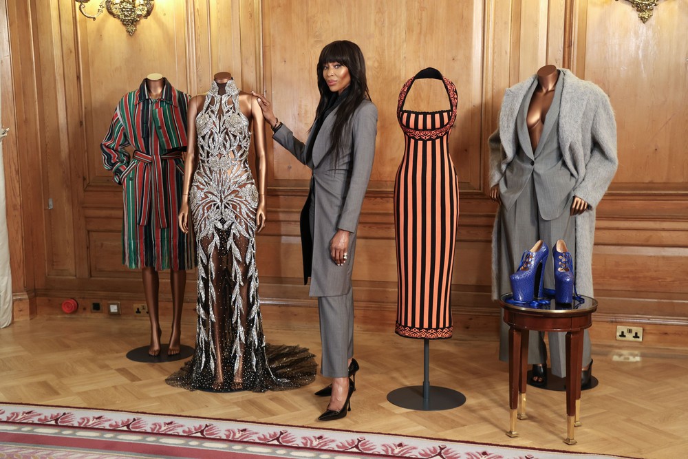 Humans and Mannequins