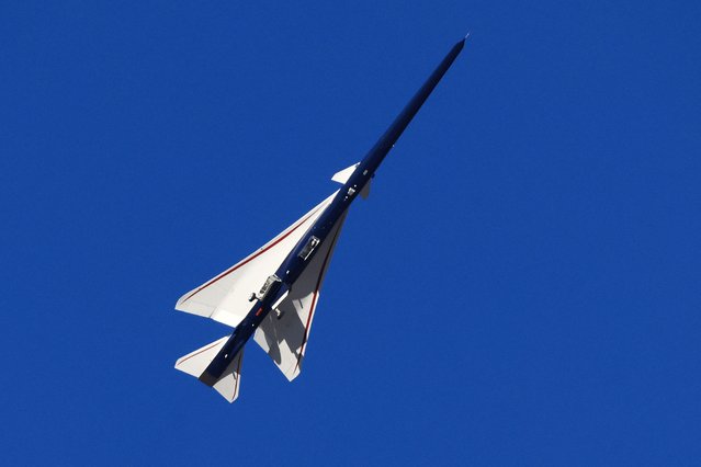 On it’s first flight, NASA's experimental quiet supersonic aircraft X-59 takes off from runway 7 at Palmdale USAF Plant 42 in Palmdale, California, U.S. October 28, 2025. (Photo by David Swanson/Reuters)