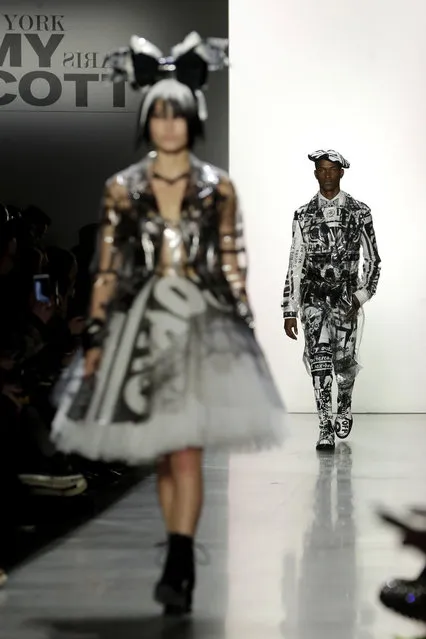 Fashion from the Jeremy Scott collection is modeled during New York Fashion Week, Friday, February 8, 2019, in New York. (Photo by Julio Cortez/AP Photo)
