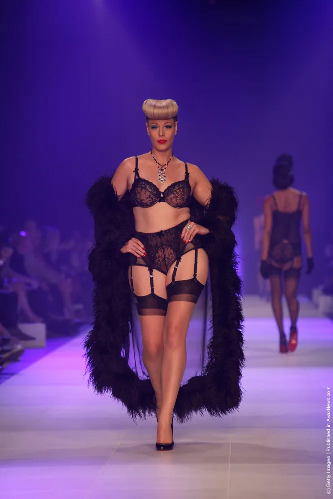 L'Oreal Melbourne Fashion Festival 2012: Von Follies by Dita Von Teese Show