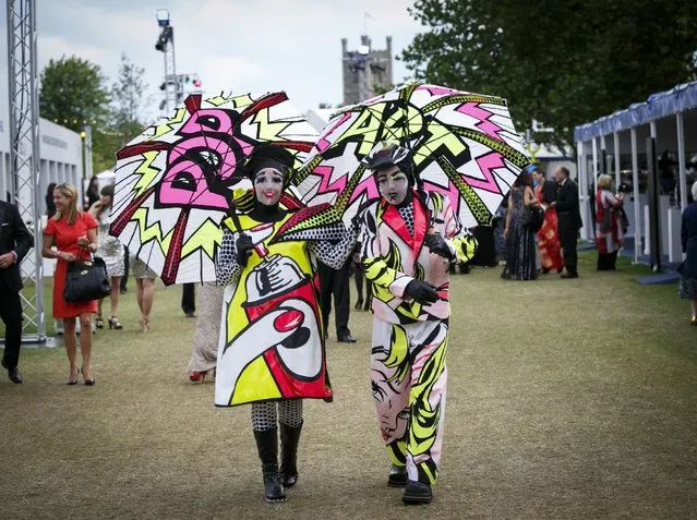 Festival goers enjoy the atmosphere on Day 3 of The Henley Festival on July 10, 2015 in Henley-on-Thames, England. (Photo by John Phillips/Getty Images)