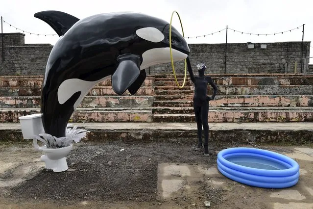 An installation is pictured at “Dismaland”, a theme park-styled art installation by British artist Banksy, at Weston-Super-Mare in southwest England, Britain, August 20, 2015. (Photo by Toby Melville/Reuters)