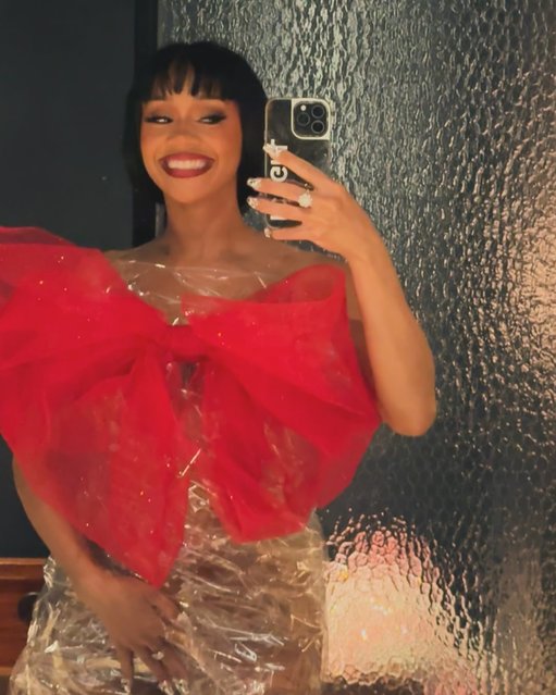 American rapper Saweetie is all wrapped up in a bow in the second decade of December 2024. (Photo by saweetie/Instagram)