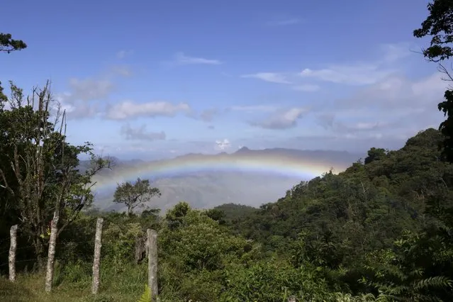 A rainbow is seen in Hato Chami in the Ngabe-Bugle Region, Panama August 28, 2015. (Photo by Carlos Jasso/Reuters)