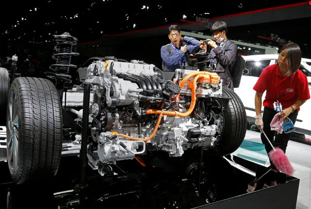 A Kia hybrid engine is displayed at the Mondial de l'Automobile, Paris auto show, during media day, during the media day, in Paris, France, September 30, 2016. (Photo by Jacky Naegelen/Reuters)