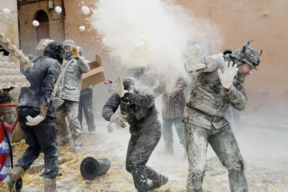 Els Enfarinats: One of the World's Greatest Food Fights