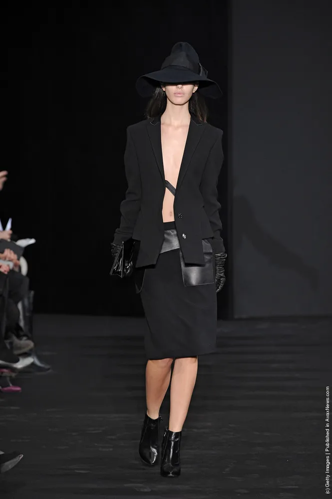 Costume National – Runway RTW – Fall 2012 – Paris Fashion Week
