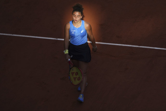 Italy's Jasmine Paolini reacts as she plays Ukraine's Yulia Starodubtseva during their third round match of the French Tennis Open, at the Roland-Garros stadium, in Paris, Friday, May 30, 2025. (Photo by Lindsey Wasson/AP Photo)