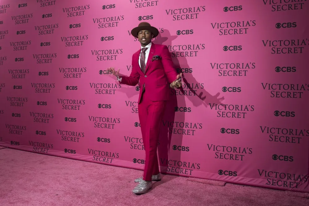 The Day in Photos – November 12, 2015