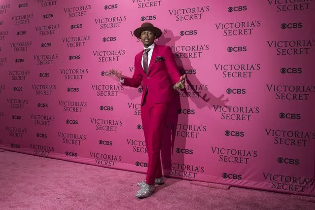Musician and TV personality Nick Cannon arrives before the Victoria's Secret Fashion Show in the Manhattan borough of New York, November 10, 2015. (Photo by Carlo Allegri/Reuters)