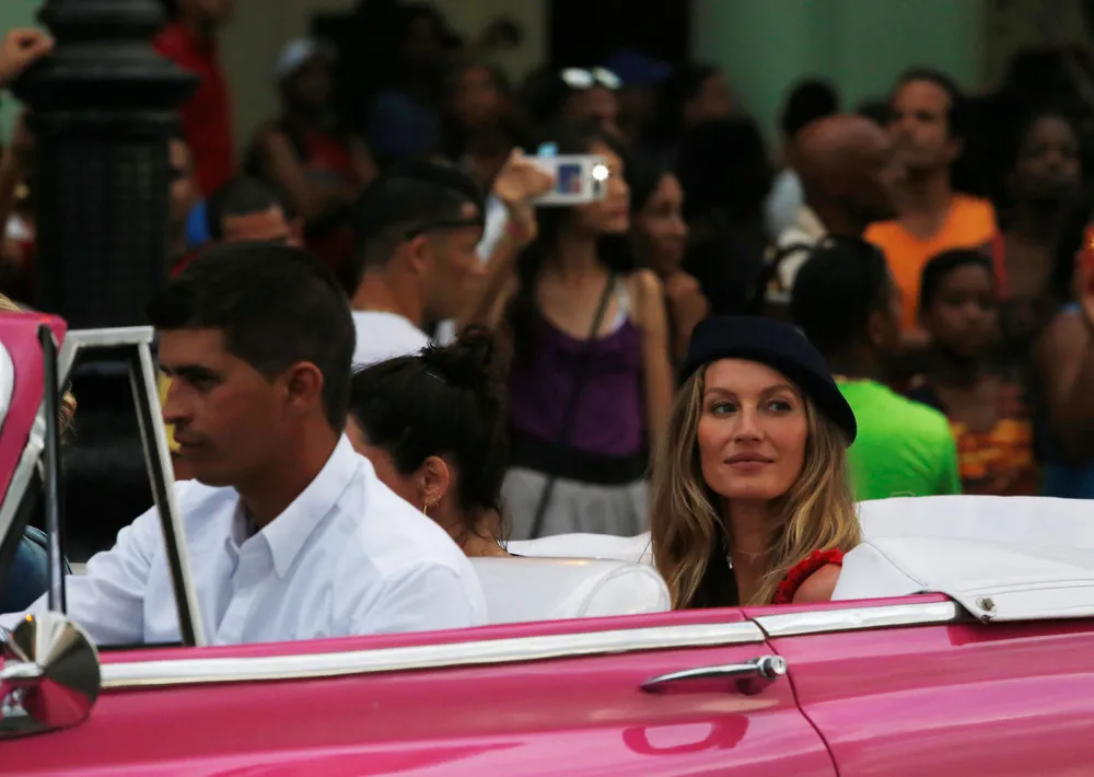Fashionistas Invade Cuba