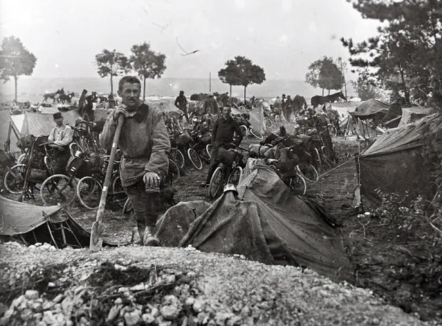 French cyclists of the Cavalry Corps, are seen on the Champagne Front, eastern France, in this September 22, 1915 archive file photo. (Photo by Denise Follveider/Reuters/Collection Odette Carrez)
