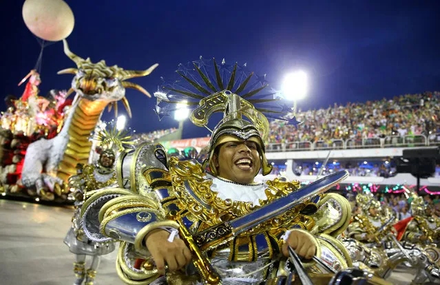 A reveller from Mangueira samba school performs during the second night of the carnival parade at the Sambadrome in Rio de Janeiro, Brazil February 28, 2017. (Photo by Pilar Olivares/Reuters)