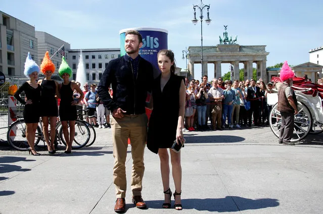 Actor and singer Justin Timberlake (L) and actress Anna Kendrick attend a photocall to promote the movie “Trolls” in front of the Brandenburg Gate in Berlin, Germany, May 10, 2016. (Photo by Fabrizio Bensch/Reuters)
