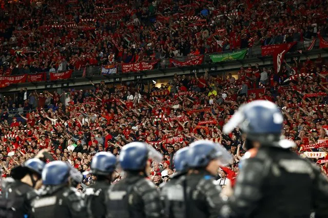 French riot police in front of Liverpool supporters at the end of the UEFA Champions League final between Liverpool FC and Real Madrid at Stade de France in Saint-Denis, near Paris, France, 28 May 2022. Real Madrid won 1-0. (Photo by Yoan Valat/EPA/EFE)