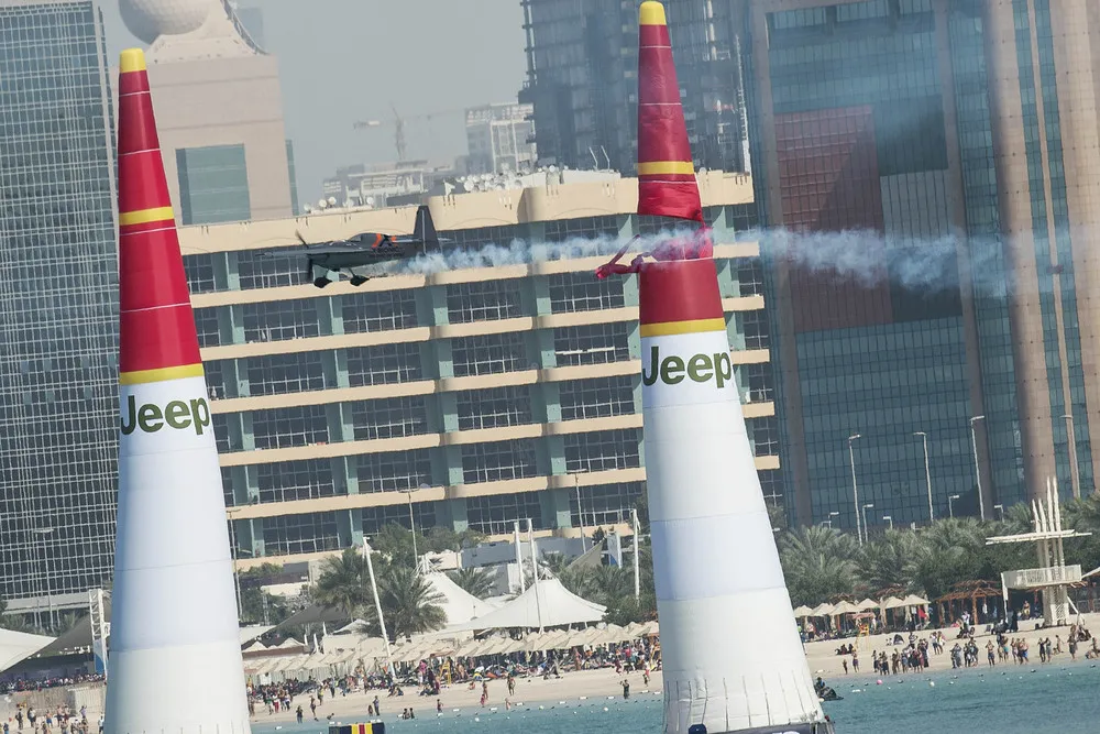 Mideast Emirates Red Bull Air Race