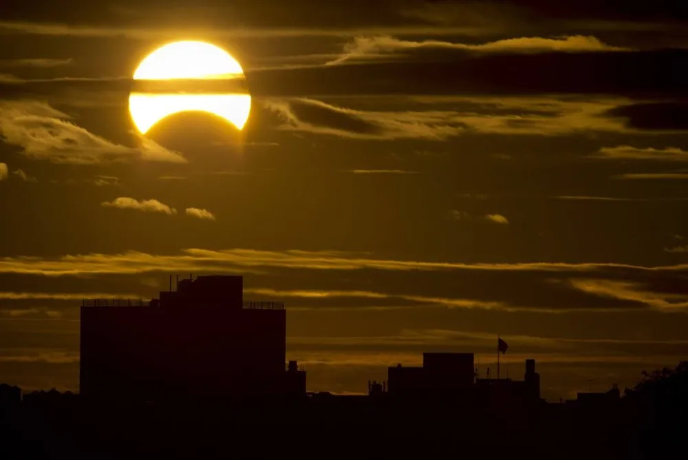 Rare “Hybrid” Total Solar Eclipse